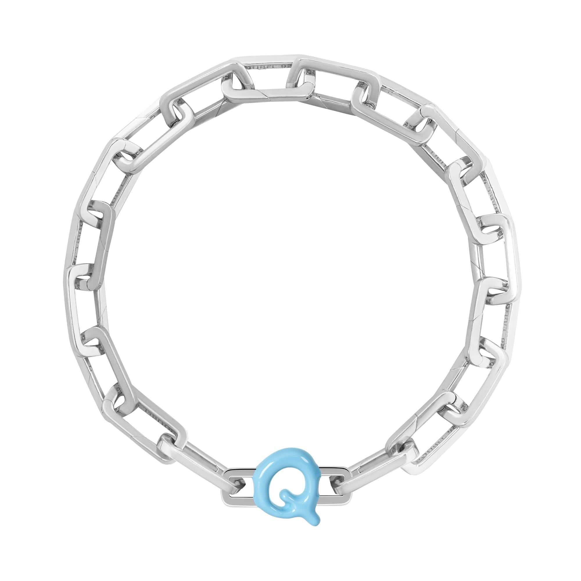 Q Charm - Image 6